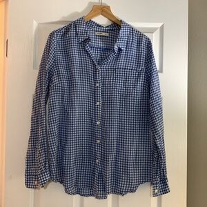 Very light weight checkered button down blouse